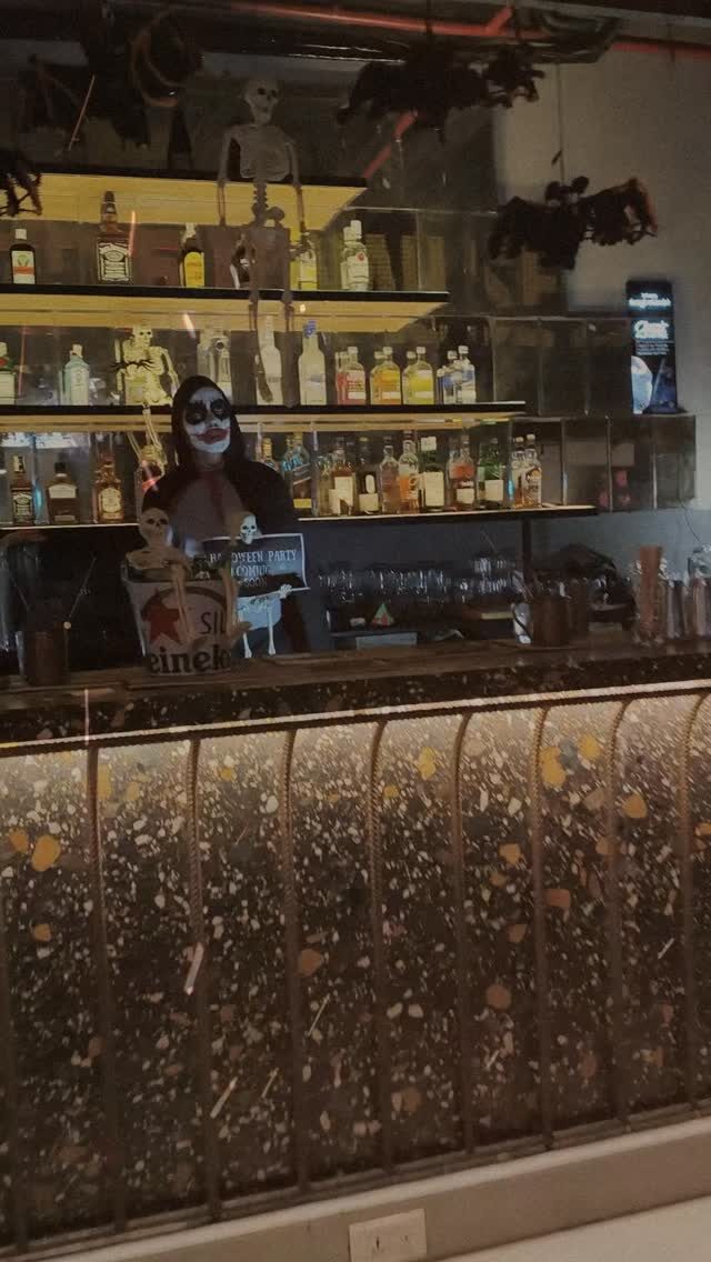 Instagram post from nausebarah. This post is in position 4.